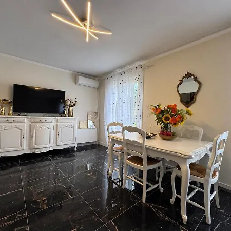 La Madeleine - 9 Pers - Parking - Home&service لو مان