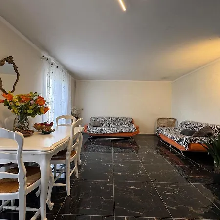 La Madeleine - 9 Pers - Parking - Home&service بيت للعطل