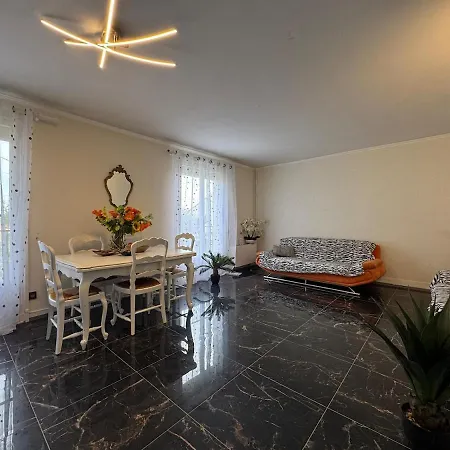 بيت للعطل La Madeleine - 9 Pers - Parking - Home&service *