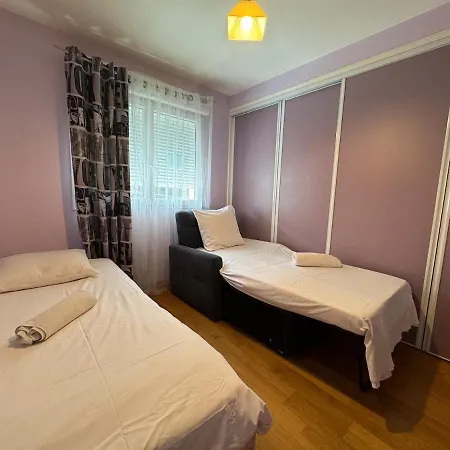 La Madeleine - 9 Pers - Parking - Home&service * لو مان
